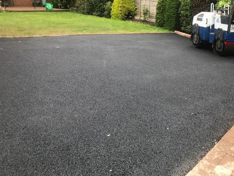 Asphalt road surfacing contractors Hillingdon