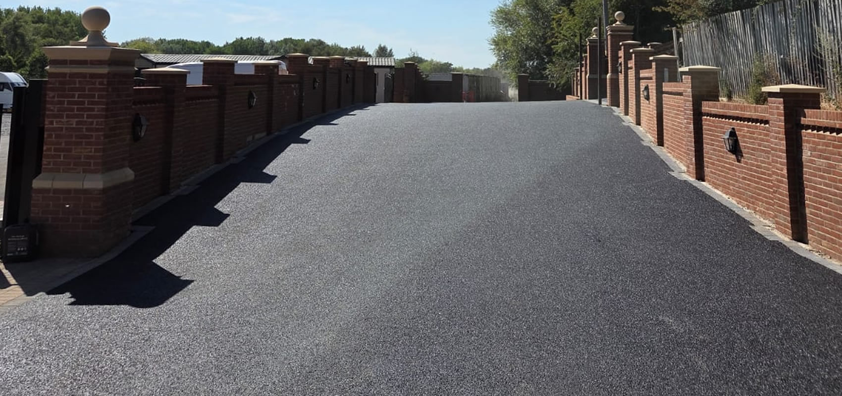 Professionally finished tarmac driveway