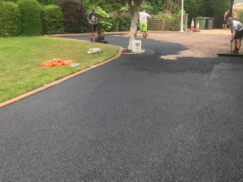 Private road and access road surfacing by TAR Surfacing Ltd